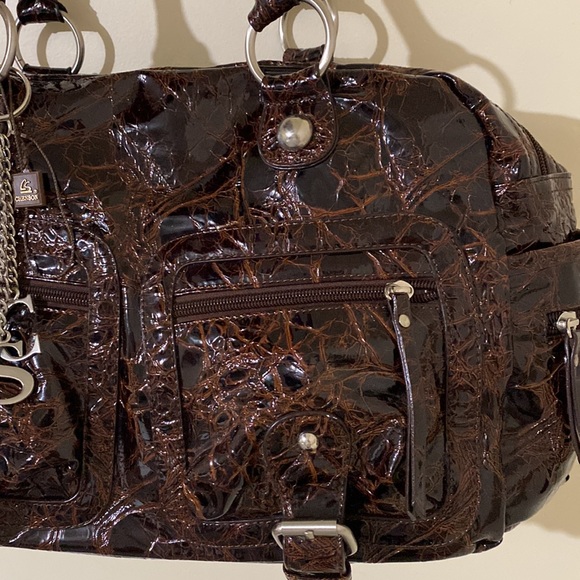 Chenson Brown Leather Patent Faux Croc Pattern Double Zipper Handbag - Picture 5 of 16